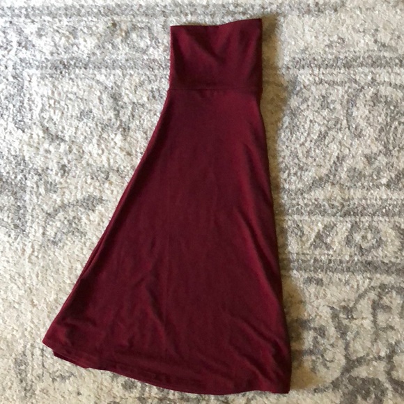 AMAZING Lularoe Azure Skirt! Maroon oxblood color. - Picture 2 of 4